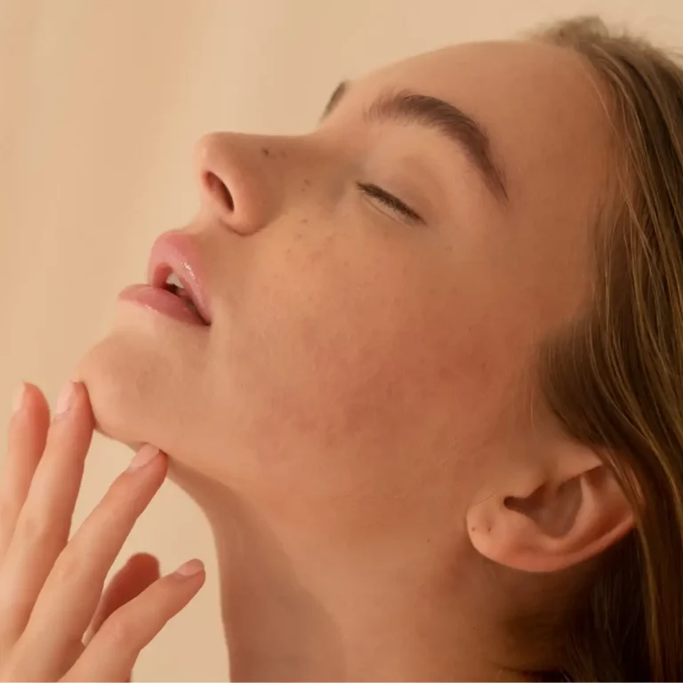 The Jawline Guide: What to Expect from Chin Fat Removal